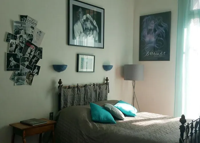 Opera-style Downtown Maison Carre דירה