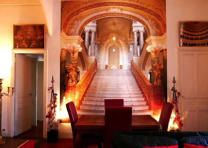 Opera-style Downtown Maison Carre דירה *