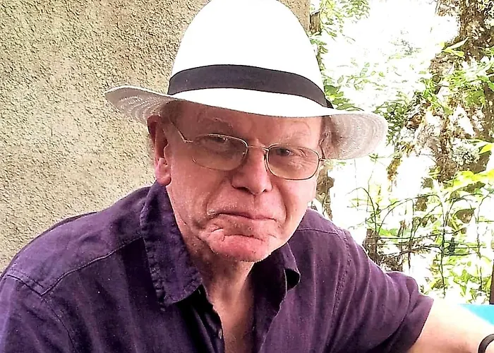 Opera-style Downtown Maison Carre * נים